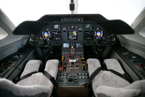 Gulfstream G200 Cockpit 2244